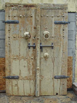 Old door hinges_2